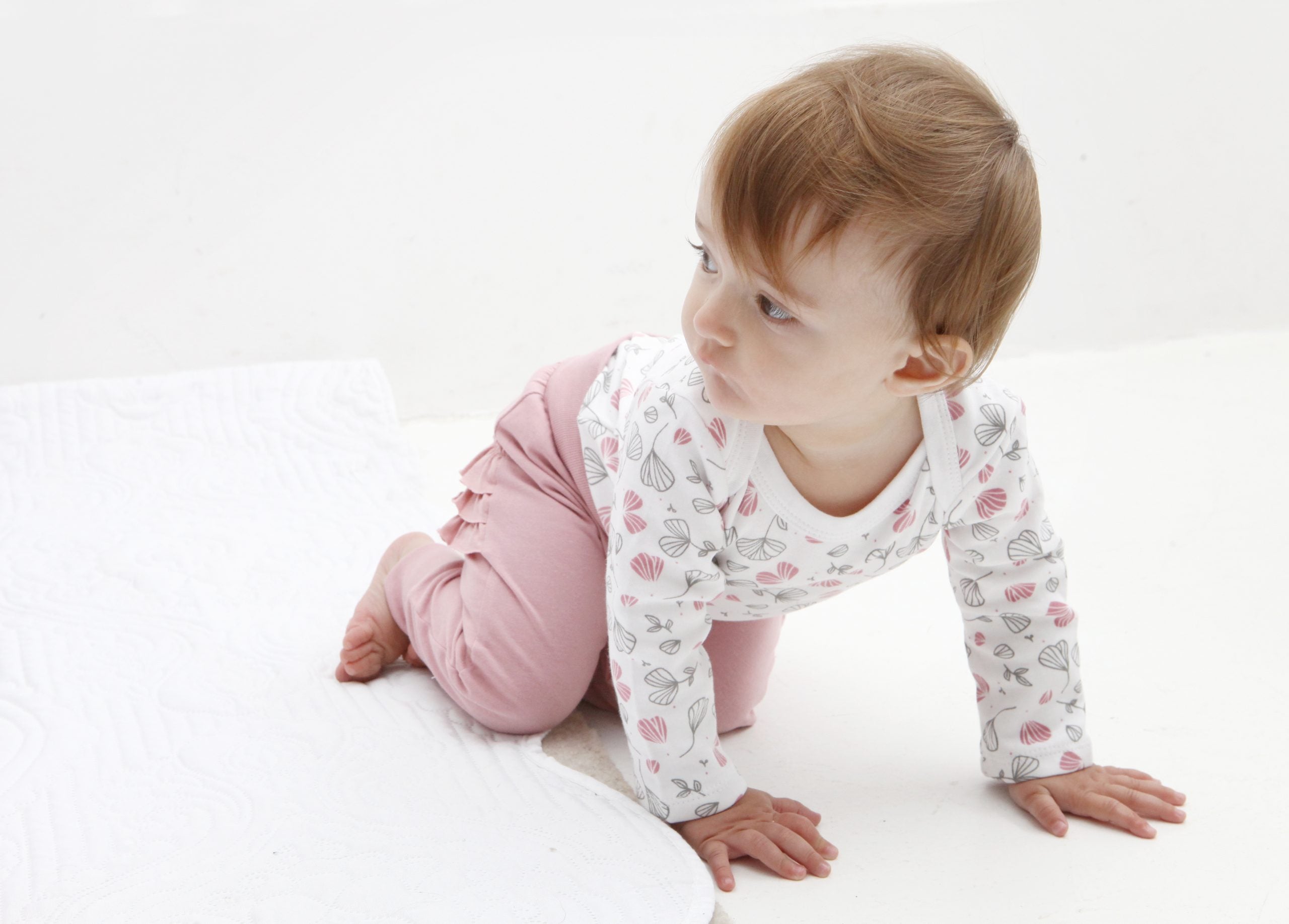 All over floral print winter vest