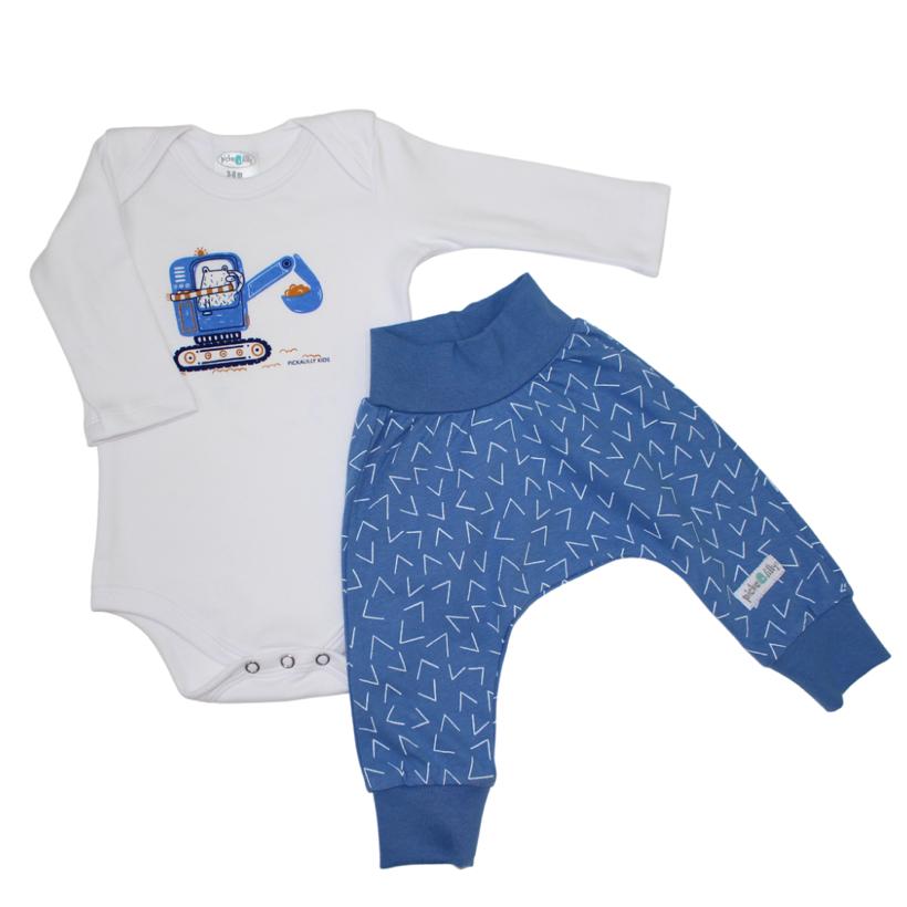 White vest with diggy bear print winter vest